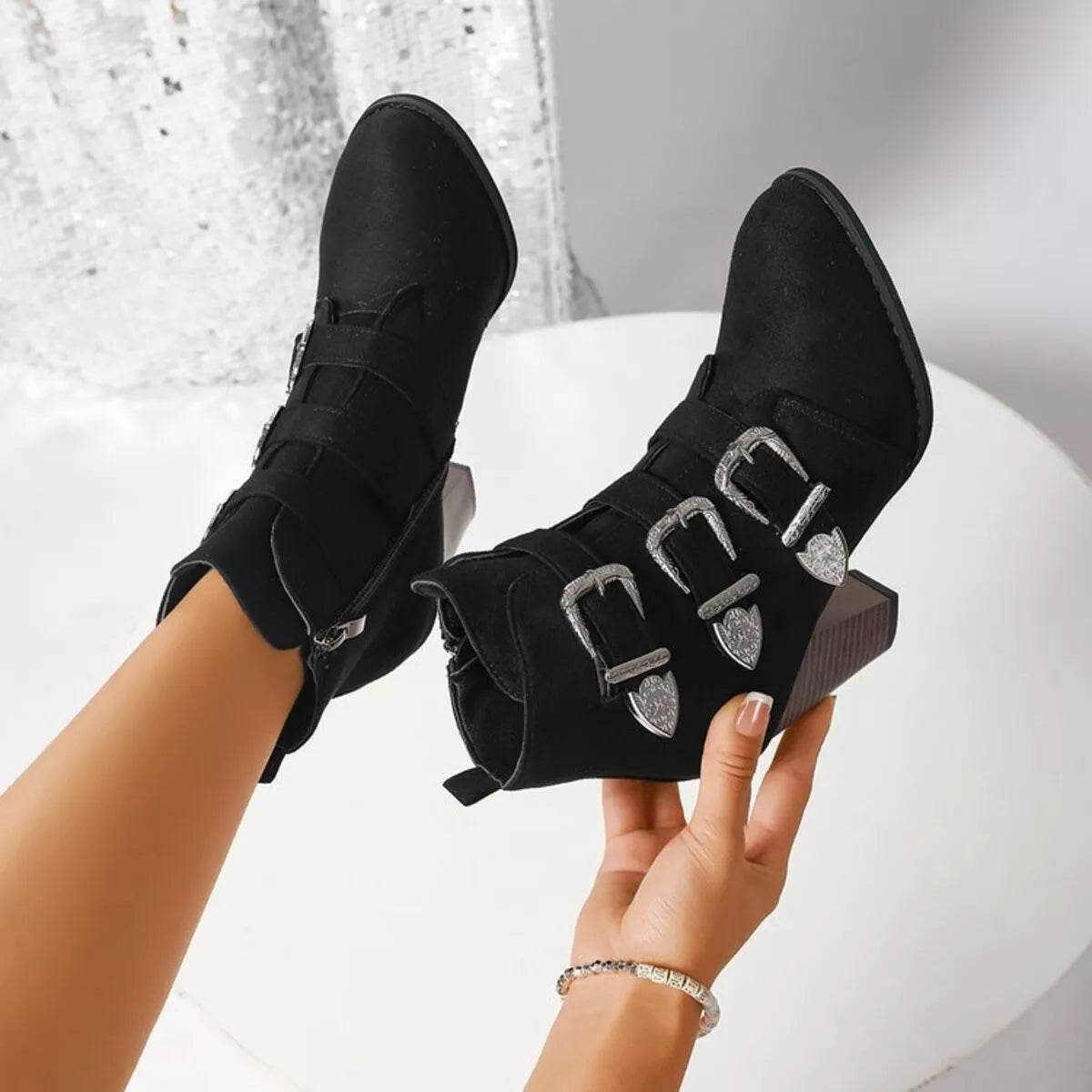 7ad40fa66b974e628b7549543d368838-Max-Origin