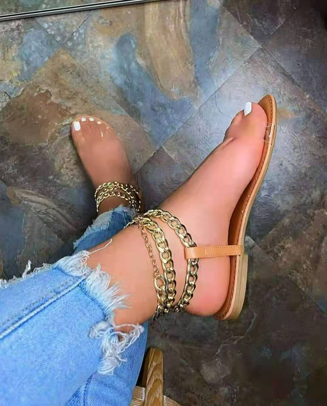 Large Size Women’s Flat Sandals with Stylish Metal Chain - Summer Comfort - Jatanele