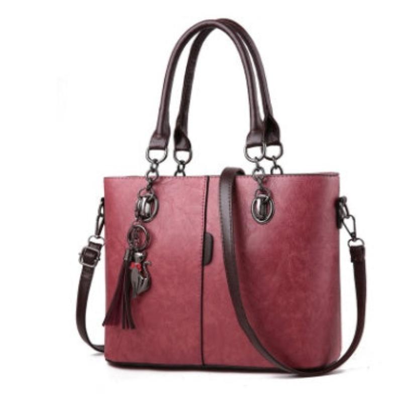 Elegant Leather Shoulder Bag - Luxury Handbag - Jatanele