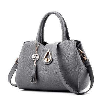 Elegance Luxe Handbag – The Perfect Blend of Style and Function - Jatanele