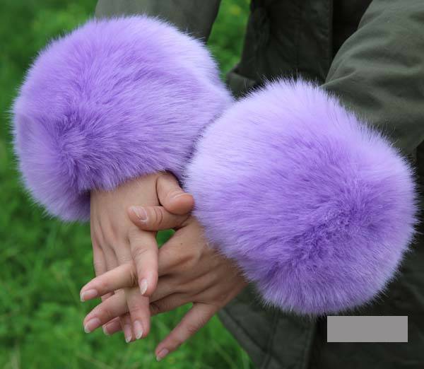 Women’s Luxe Faux Fur Hand Wristband Sleeves – Stylish and Cozy - Jatanele