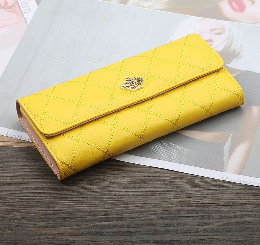 Chic Tri-Fold Women's Wallet – Timeless Elegance in Bold Colors - Jatanele