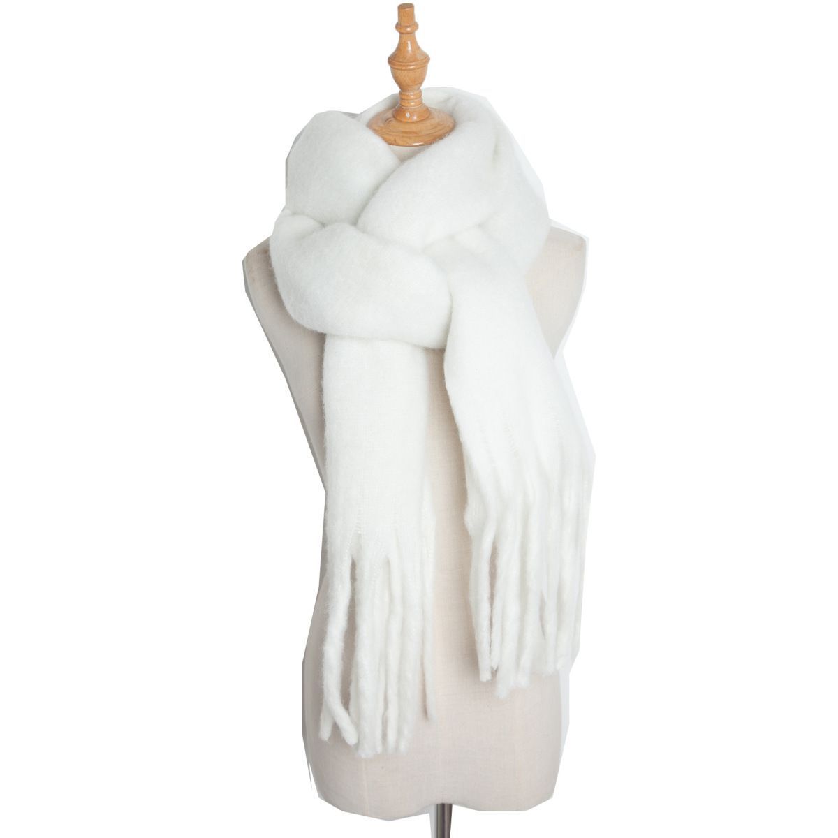 Plush Mohair Twist Braid Scarf - Cozy Winter Fashion - Jatanele