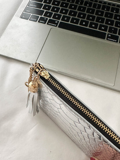 Luxe Tassel Card Holder Trendsi