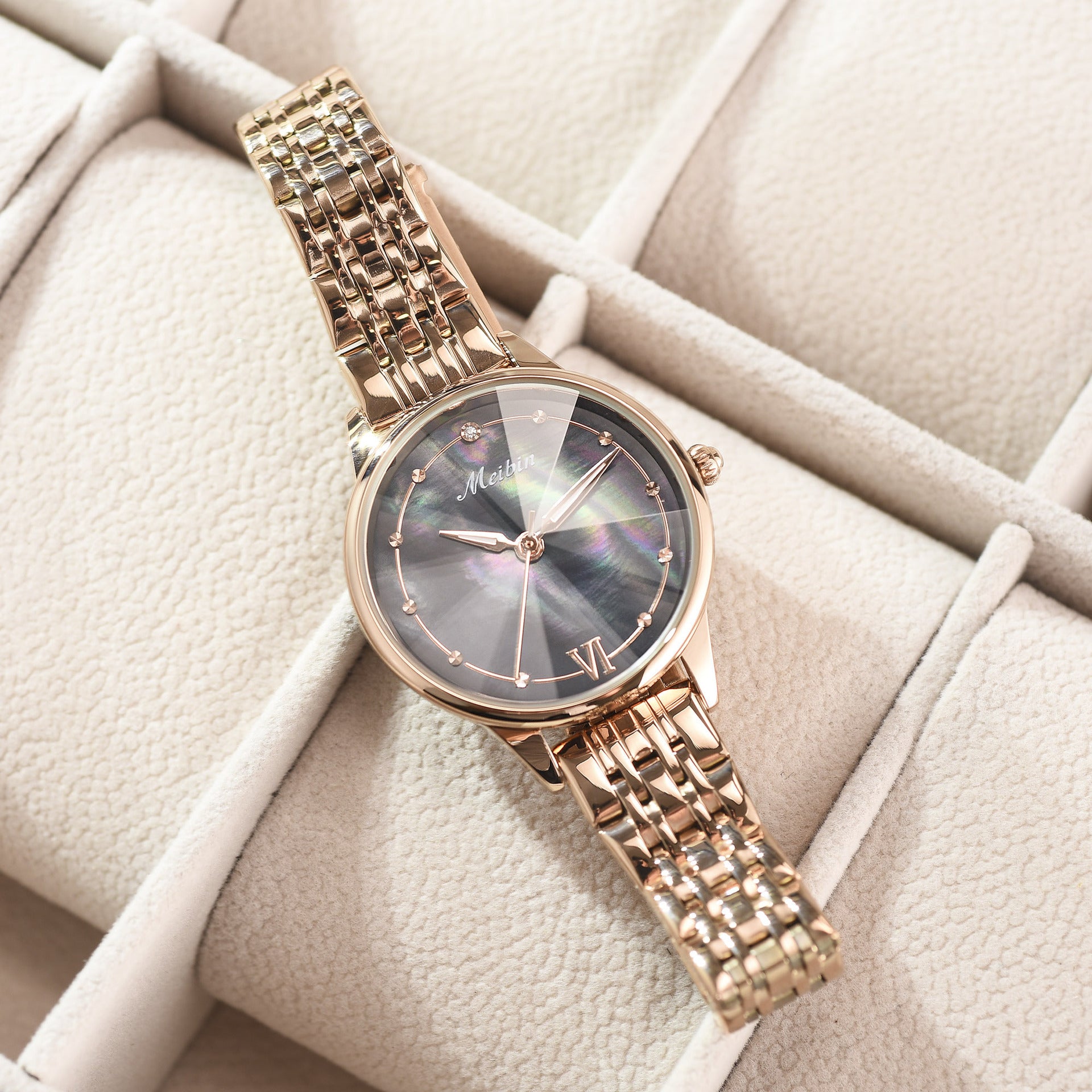 Elegant Geneva Diamond Quartz Watch for Women - Jatanele