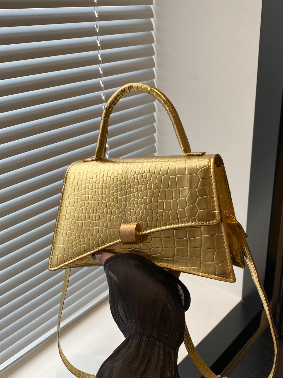 Luxe Classic PU Handbag Trendsi