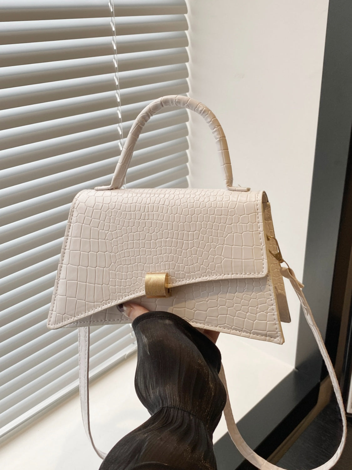 Luxe Classic PU Handbag Trendsi