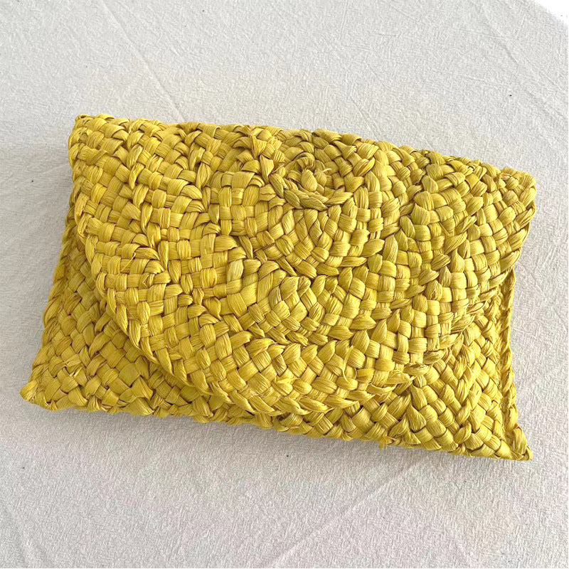 Cornhusk Woven Straw Fashion Clutch – Lightweight & Stylish - Jatanele