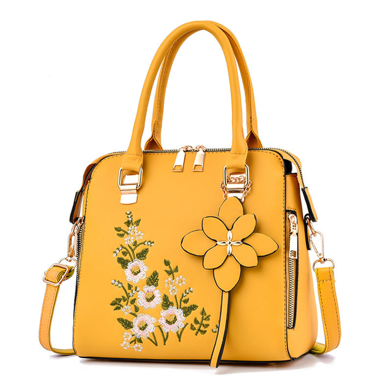 Fashion Flowers Embroidered Handbag - Jatanele