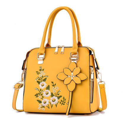 Fashion Flowers Embroidered Handbag - Jatanele