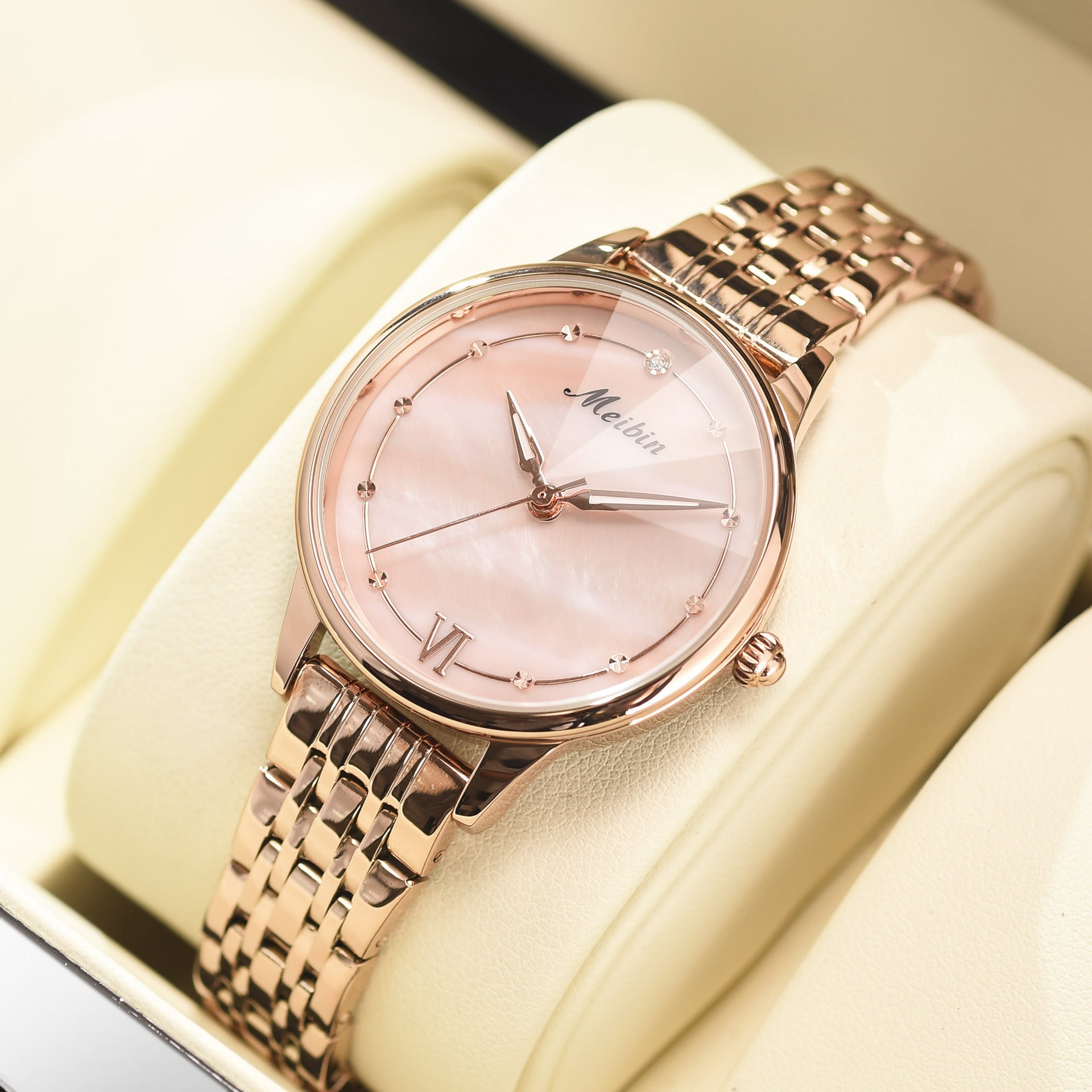 Elegant Geneva Diamond Quartz Watch for Women - Jatanele