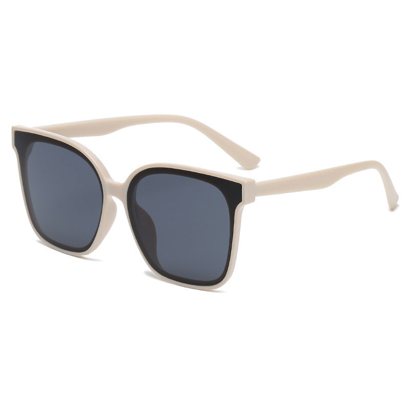 Classic Retro Oversized Sunglasses - Unisex Style for All Seasons - Jatanele