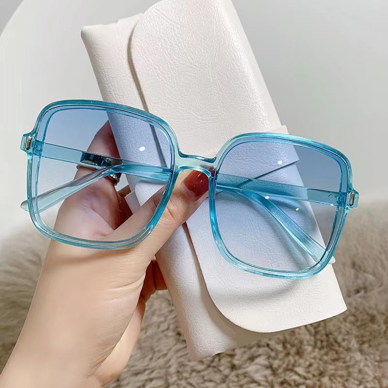 Trendy Oversized Frame Women's Fashion Sunglasses - Jatanele