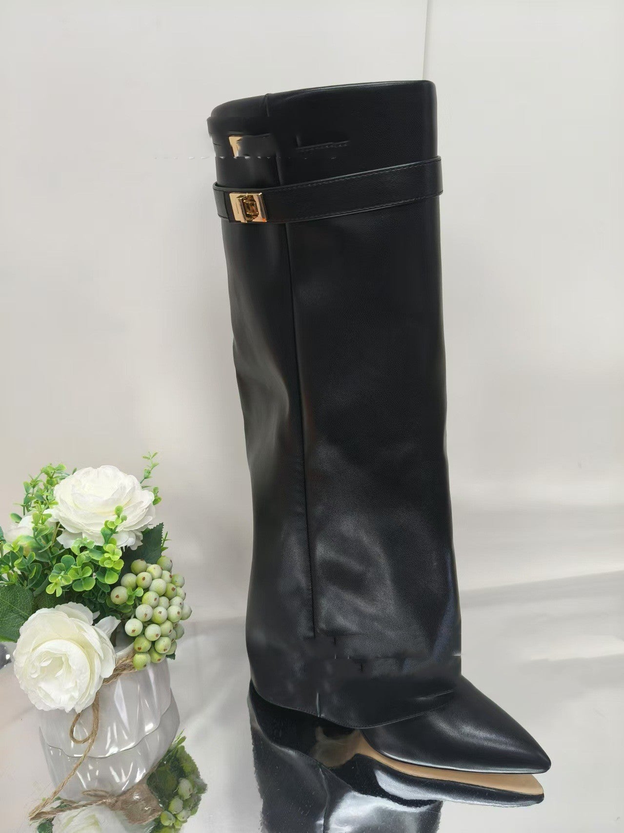 Chic Mid-Calf Knight Boots with Lock Pants Design - Jatanele