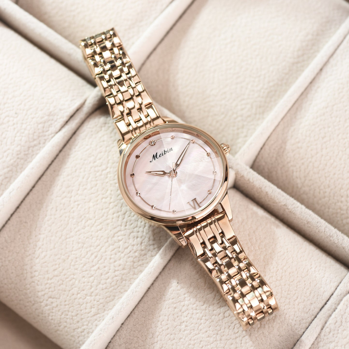 Elegant Geneva Diamond Quartz Watch for Women - Jatanele