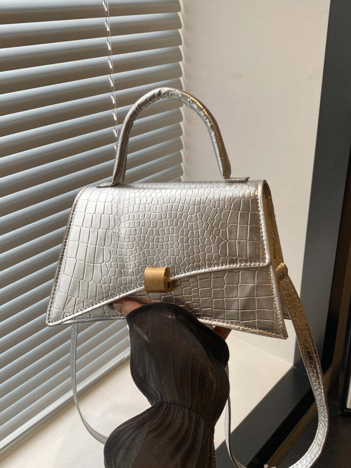 Luxe Classic PU Handbag Trendsi